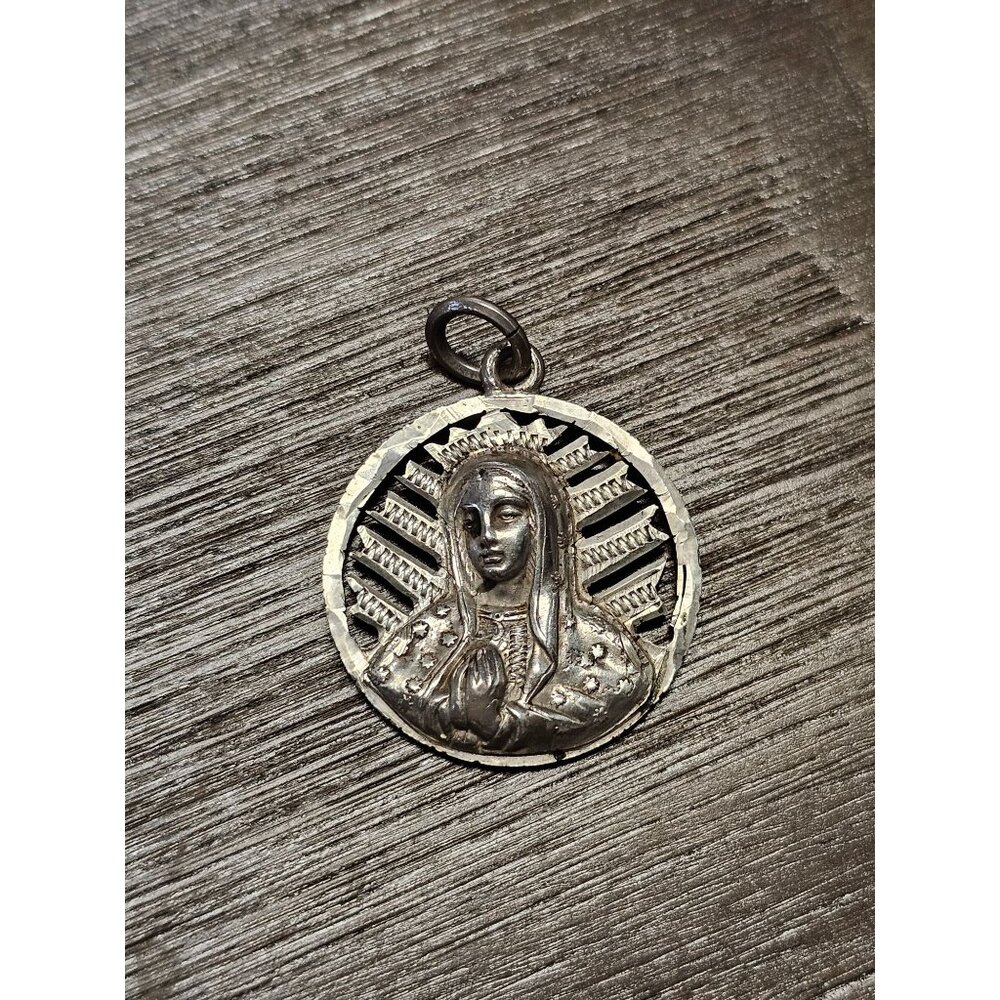 1921 Mexico 50 Centavos .720 Silver World Coin Pendent - 7.43g